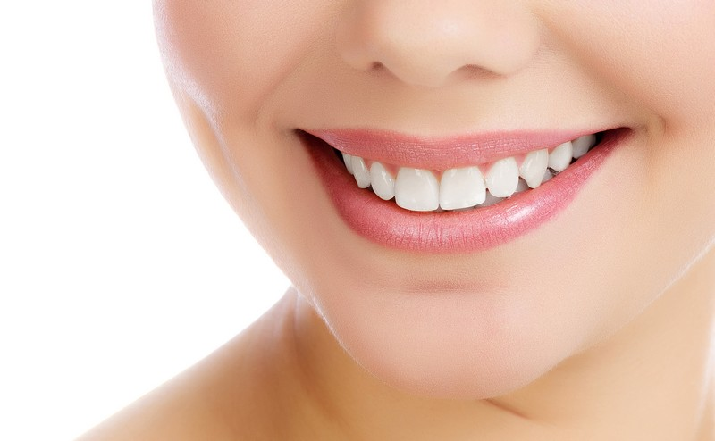 The Role of a Cosmetic Dentist in Your Smile Makeover